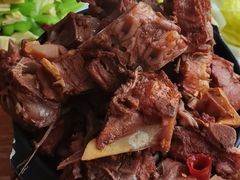 -宝瑞门钉肉饼店