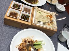 -连鹭海鲜·海肠捞饭·海胆饭(星海店)