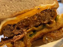 -HIGH FIVE哈福手工汉堡(桂林路店)