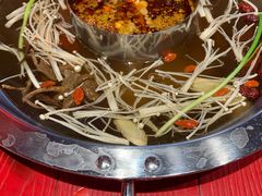 -谭鸭血老火锅(漳州路店)