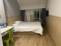 -海友酒店(北京雍和宫地铁站店)