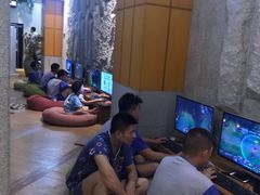 -丽池宫韩式汗蒸会馆(华灯坊店)