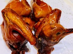金牌玻璃乳鸽-茗鼎汇(星方汇广场店)
