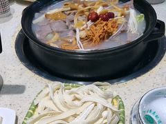 -九寨特色牦牛肉汤锅 羊肉汤锅