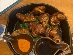 个旧烤猪蹄-云海肴·汽锅鸡·云南菜(苏州中心店)