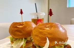 Boba Crispy Chicken Bun