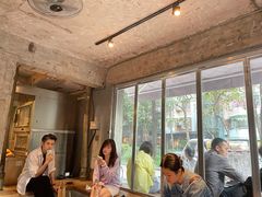 靠窗位-来回·咖啡(天河南店)