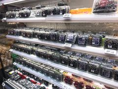 -盒马鲜生(财富中心店)