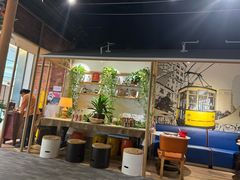 -渝信川菜 · 川味家常菜(财富购物中心店)