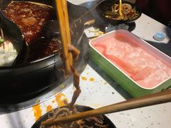 -钢管厂五区小郡肝串串香(奥克斯广场锦城万达店)