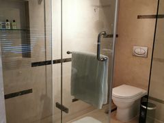 -青岛海尔洲际酒店