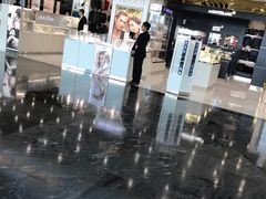 -中免(澳门机场免税店)