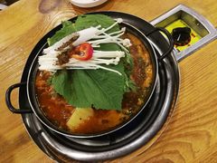 -喇喇排骨火锅·传统韩式脊骨汤(望京西园总店)