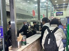 -刘信牛羊肉泡馍小炒(回民街店)