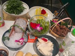 -烹然四季椰子鸡火锅(姚家园万象汇店)