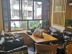 -霸王茶姬(南强街店)