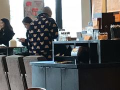 大堂-星巴克(无锡百联奥特莱斯店)