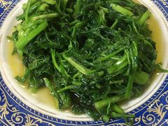 -云河农家乐饭店(福禄缘树山店)