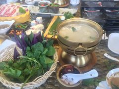 -慢丽江·云南野生菌土鸡锅(付家庄店)