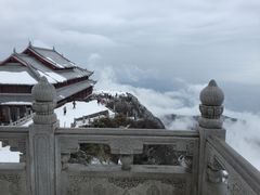 -峨嵋山金顶