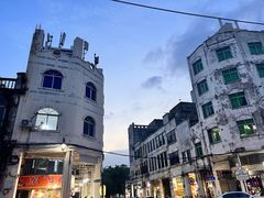 -海口骑楼小吃街