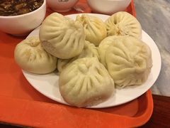 猪肉大葱包子-天兴居(鲜鱼口街店)