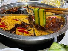 红汤锅底-渝味黄姐火锅(黄泥村店)
