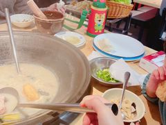 -陈大锅·岳阳鱼馆·地道岳阳菜(美食街店)