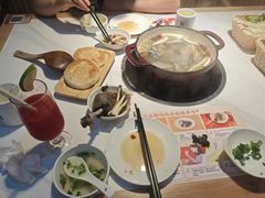 -黑鸡小馆(金源店)