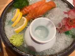 三文鱼刺身-村上一屋·亚洲菜融合小馆(南楼店)