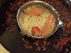 -锅首鲜品火锅(鸳鸯店)
