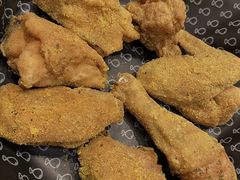 -博姆炸鸡精品餐厅(常发广场店)