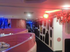 -巴特餐饮6加1音乐餐吧·新疆菜