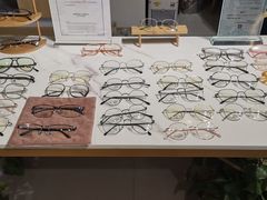 -肆兮眼镜·蔡司·徕卡战略合作店(大坪店)