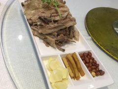 -伊和园清真餐饮