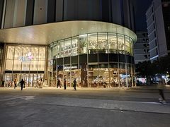 -红跑车蛋糕世界(龙湖杭州西溪天街店)