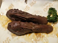 -何师烧烤·香辣蟹·川菜·30年老品牌(太古里旗舰店)
