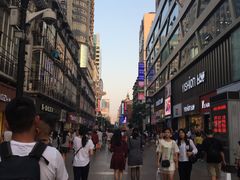 -锦江之星品尚(武汉协和医院取水楼地铁站店)