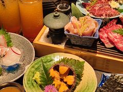-铭牛烧肉·和牛海鲜自助(高新月牙湖店)
