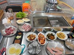 -牛信亭韩国料理·炭火烤肉(紫藤路店)