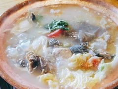 -阿婆情腊排骨火锅(金虹路店)