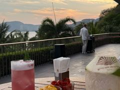 -日落吧·海景咖啡厅·餐酒吧·鸡尾酒·下午茶·乐队表演·浪漫夕阳·三亚文华东方酒店