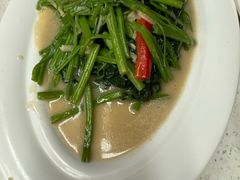 -肥仔文澳门猪骨煲(南京西路店)
