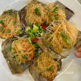 侨港风情街这边平价又美味的海鲜！！