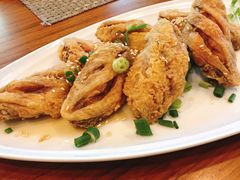 -Chom Cafe and Restaurant