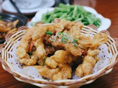 -胡子饮食店