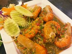 -J Daeng Seafood