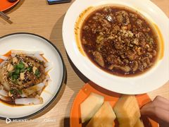 -渝信川菜 · 川味家常菜(财富购物中心店)