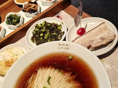 -松鹤面馆·古法焖肉面(观前店)