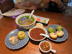 -鑫震源·苏式大虾生煎(山塘街店)